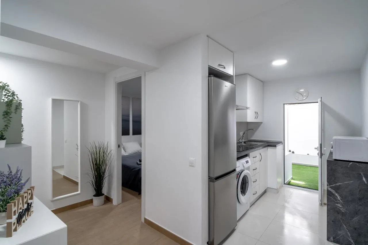 Apartamento DISEÑO con terraza exterior CHILL OUT Benalmádena