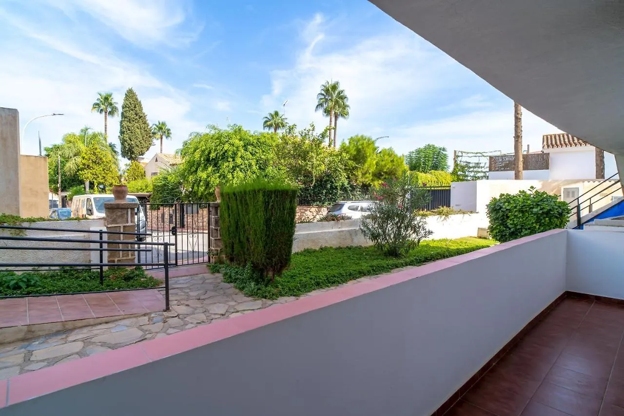 Apartamento DISEÑO con terraza exterior CHILL OUT Benalmádena España